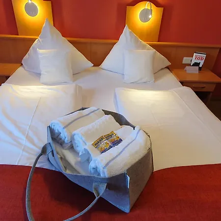 Hotell Kleine Blume 3*