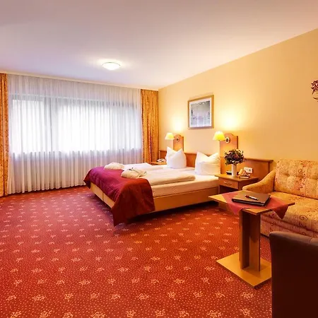 Hotell Kleine Blume 3*