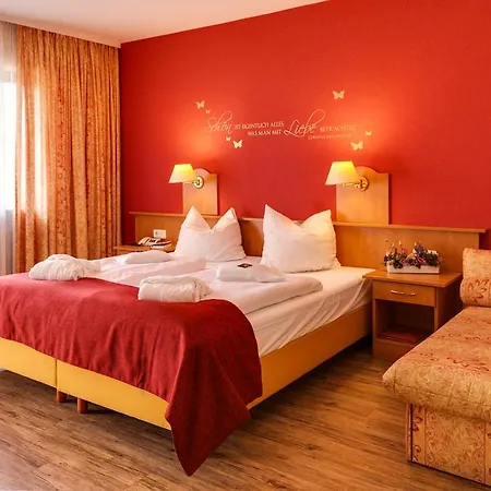 Hotell Kleine Blume 3*