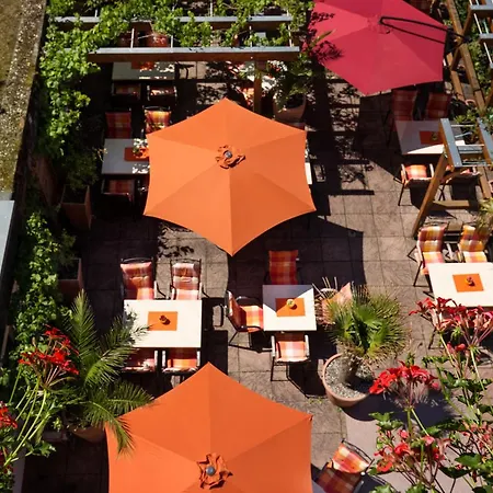 Kleine Blume Hotell 3*